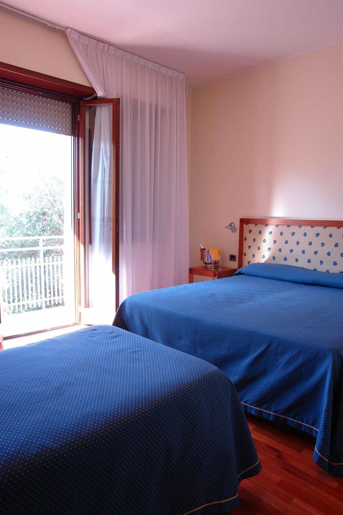 Hotel Il Castellaccio Piccione エクステリア 写真
